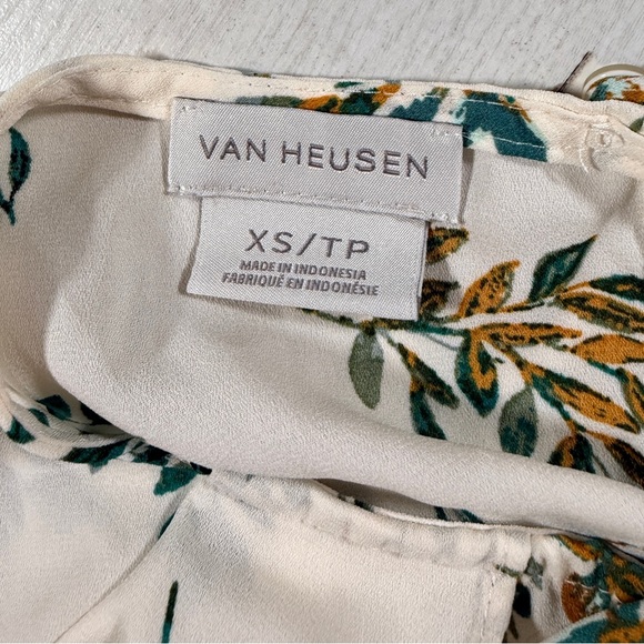 Van Heusen Cream and Green Floral Blouse Size XS - Picture 3 of 9